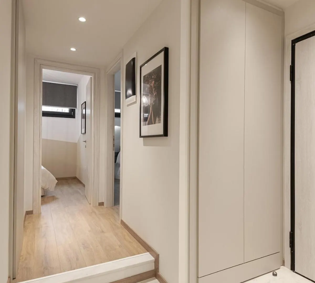 Innovative 2-Br Futuristic Flat In Ladadika Thessaloniki 0*,